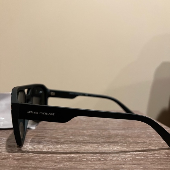 Armani exchange sunglasses - Picture 3 of 8